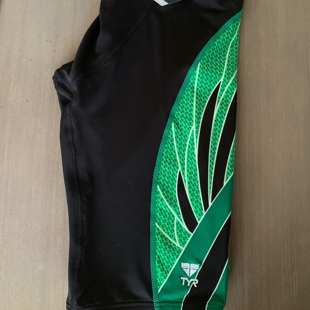 NWT boys size 32 TYR swimsuit